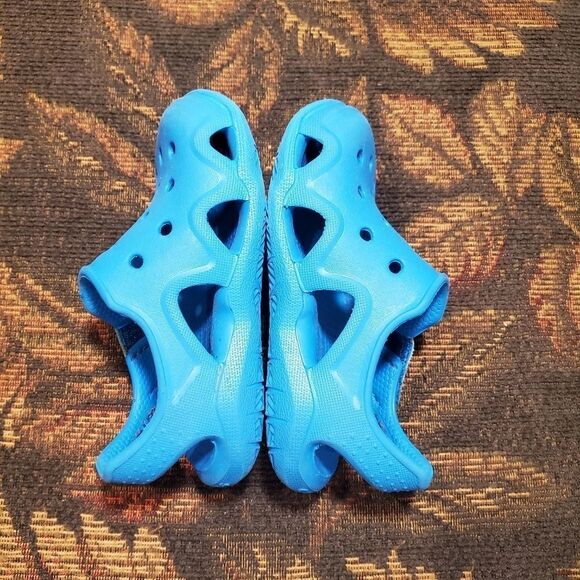CROCS Blue Swiftwater Wave Toddler Sandals - Size 7 - Picture 3 of 6